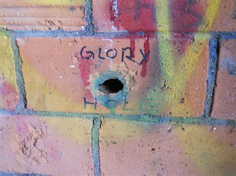 gay amateur glory hole